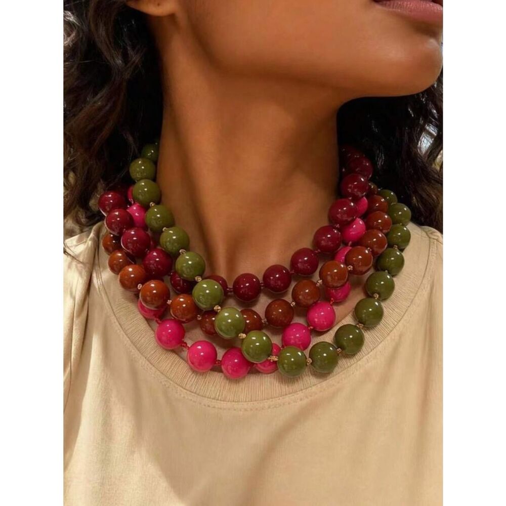Statement beaded olive necklace A1791